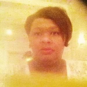 Meet your Posher, Winnifer